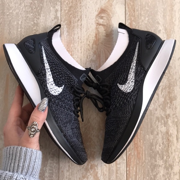 mariah flyknit black